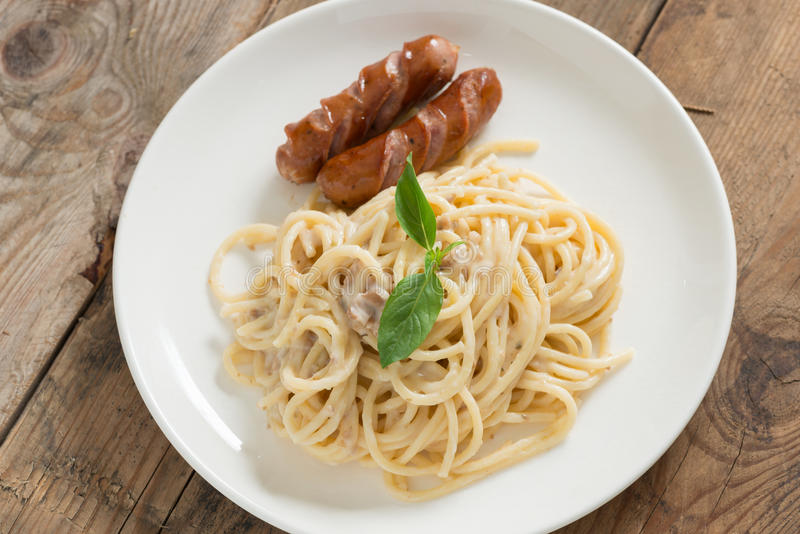 Authentic Umbrian pasta with mushroom and sausage is one of the authentic Italian recipes